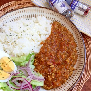 スパイス香る♪パパッと簡単ドライカレー